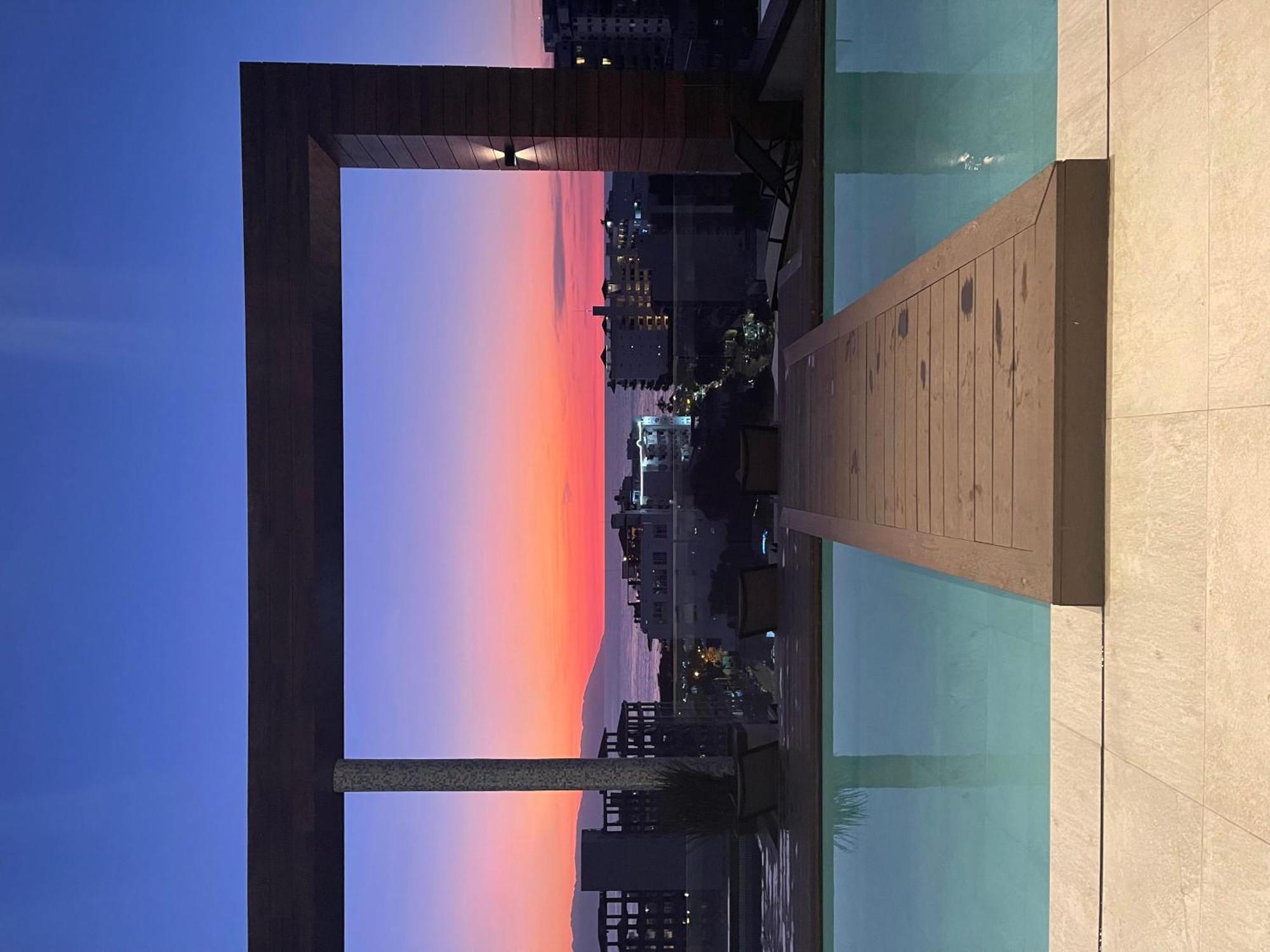 Prime 2br Condo, Rooftop Pool And Gym Puerto Vallarta